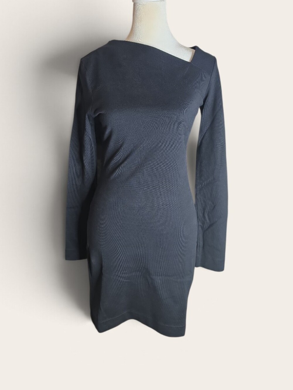 Asymmetric Neck Long-Sleeve Bodycon Dress - Charcoal